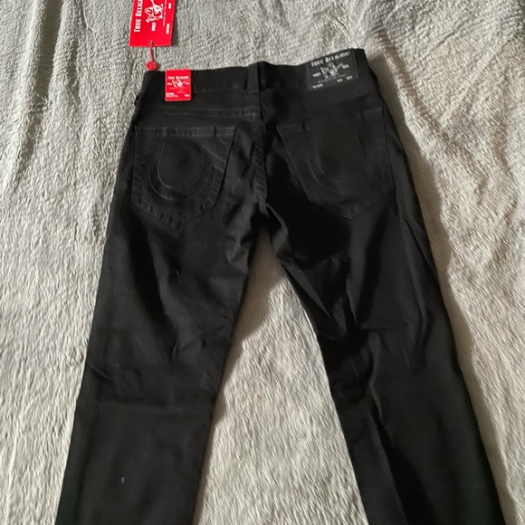 Brand new True Religion black relaxed fit jeans - Picture 2 of 6